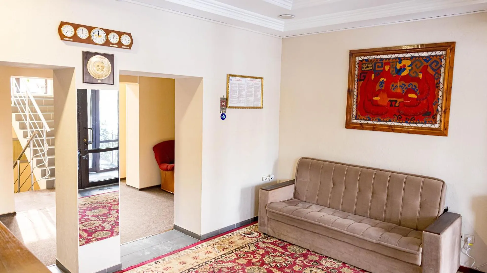 Hotel Saya Alma-Ata 3*,